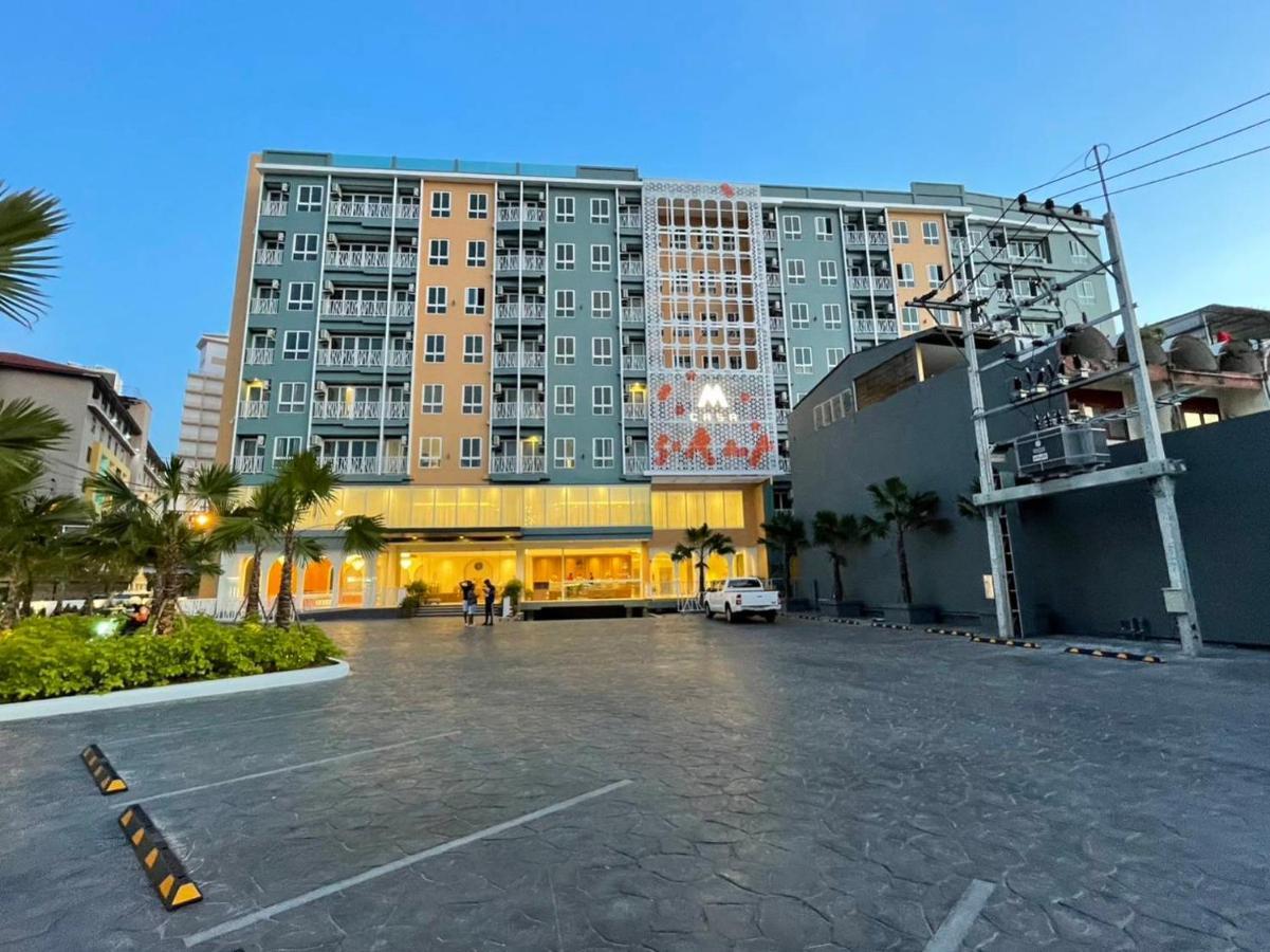M Casa Hotel Pattaya Nong Prue Bagian luar foto