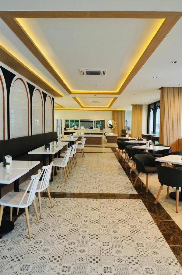 M Casa Hotel Pattaya Nong Prue Bagian luar foto